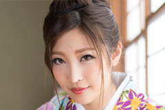 The high-end call girl who can make guys orgasm instantly! Emiri Momota