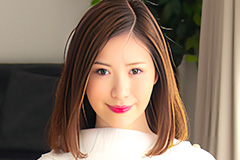 Uninhibited and seductive beauty witch spreads her legs for sex Yui Shinjo