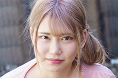 This is what could happen if a woman accidentally shows off her cleavage.. Yui Kisaragi