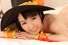 Halloween Magic Mari Haneda