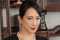 The Widow Who Apologizes With SEX In Front Of Her Husband's Portrait Chino Ogata